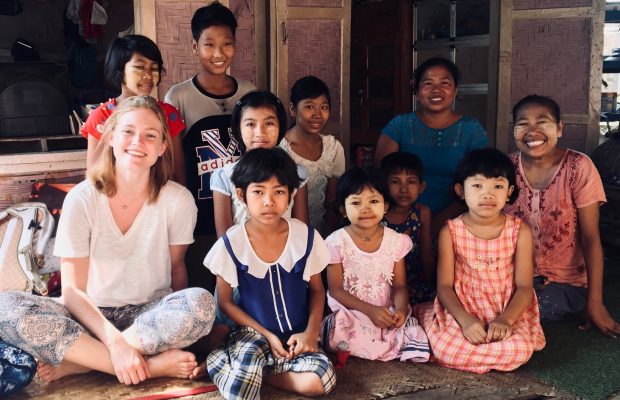 Manon et Filleuls en Birmanie