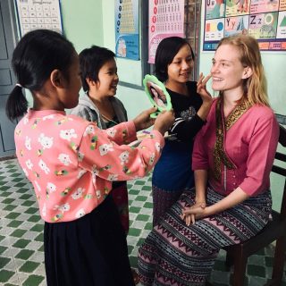 Manon et Filleuls en Birmanie