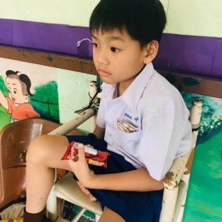 Rénovation cantine école St-Mary pour accès jeunes porteurs handicap, en Thailande