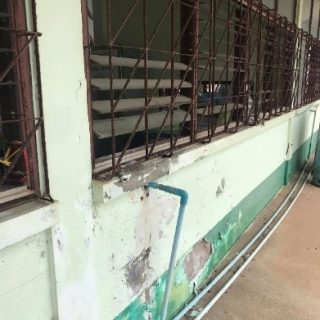Rénovation cantine école St-Mary pour accès jeunes porteurs handicap, en Thailande