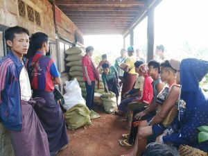 Distribution de nourriture en Birmanie - Covid