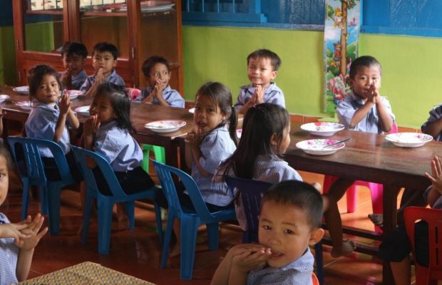 Un réfectoire pour Chomnaom - Cambodge