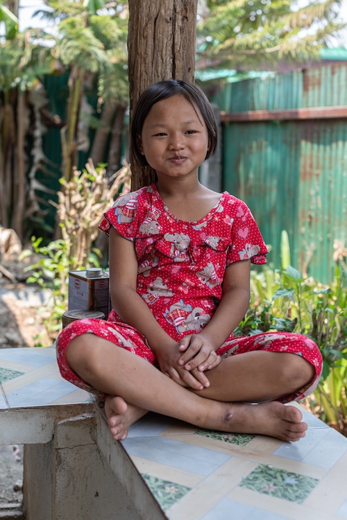 Une jeune réfugiée birmane