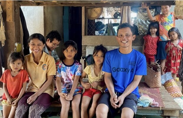 La famille d'un enfant parrainé au Laos